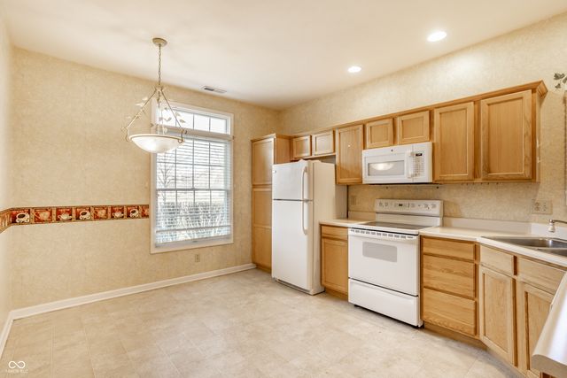 995 Kirkpatrick Place H, Greenfield, IN 46140