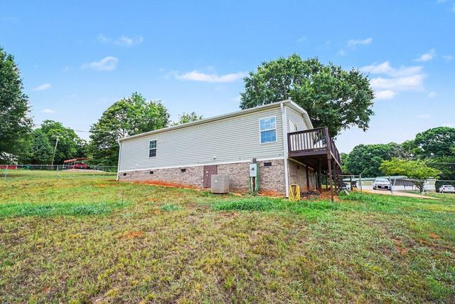 364 Johnson Circle, Inman, SC 29349