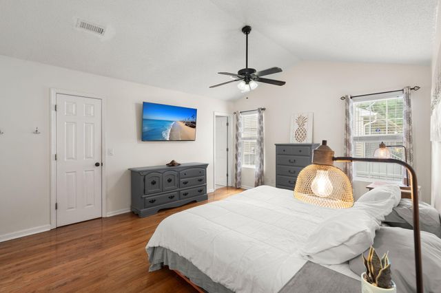 6692 Bent Creek, North Charleston, SC 29420