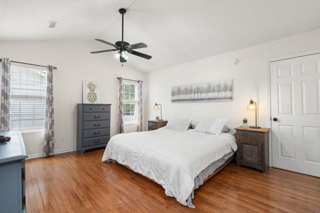 6692 Bent Creek, North Charleston, SC 29420
