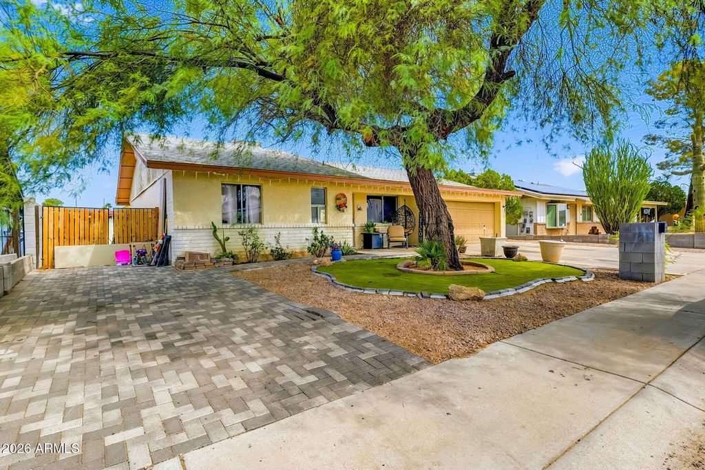 3010 W VILLA RITA Drive, Phoenix, AZ 85053 — photo 2