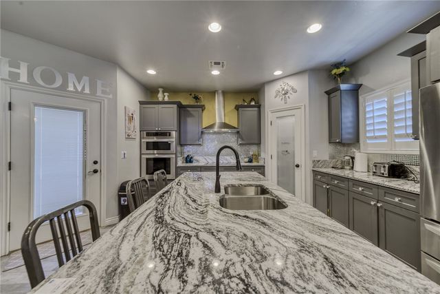 2115 John Wayne Drive, Kingman, AZ 86409