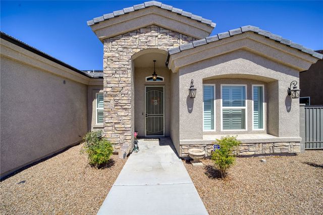 2115 John Wayne Drive, Kingman, AZ 86409