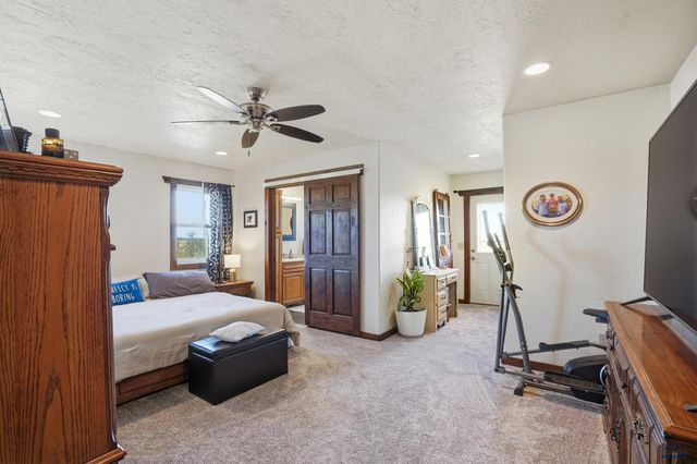 13846 TRIPLE T TR, Vale, SD 57788