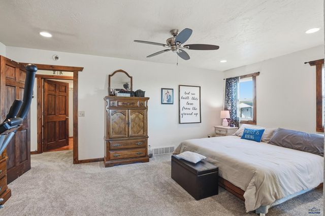 13846 TRIPLE T TR, Vale, SD 57788