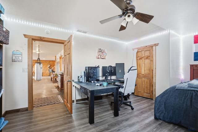 13846 TRIPLE T TR, Vale, SD 57788