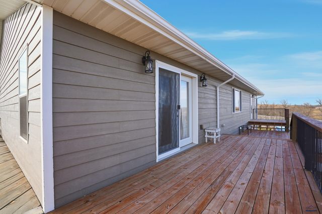 13846 TRIPLE T TR, Vale, SD 57788