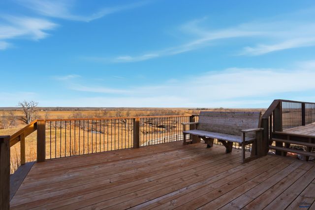 13846 TRIPLE T TR, Vale, SD 57788