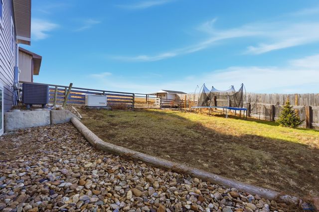 13846 TRIPLE T TR, Vale, SD 57788