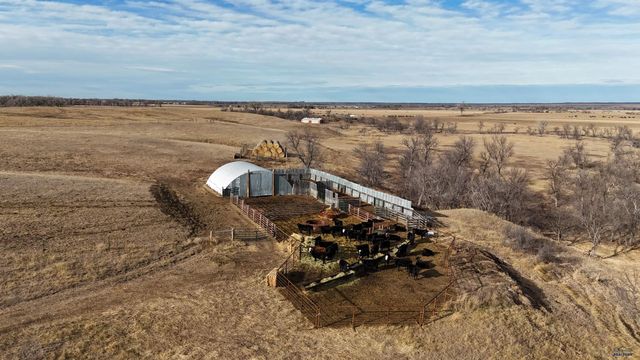 13846 TRIPLE T TR, Vale, SD 57788