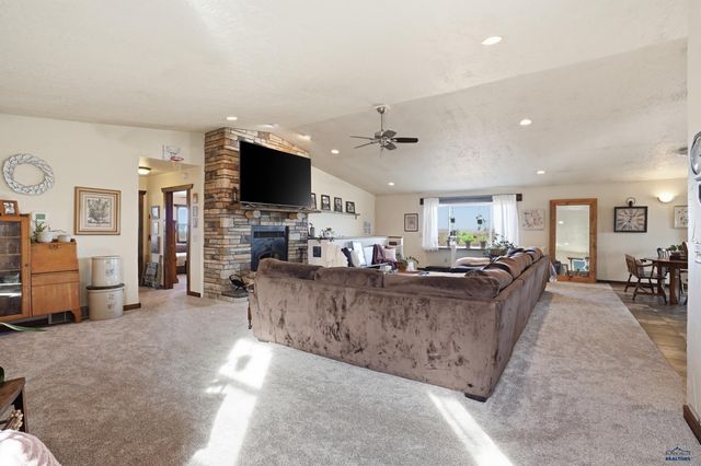 13846 TRIPLE T TR, Vale, SD 57788