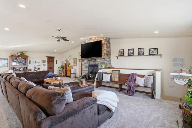 13846 TRIPLE T TR, Vale, SD 57788