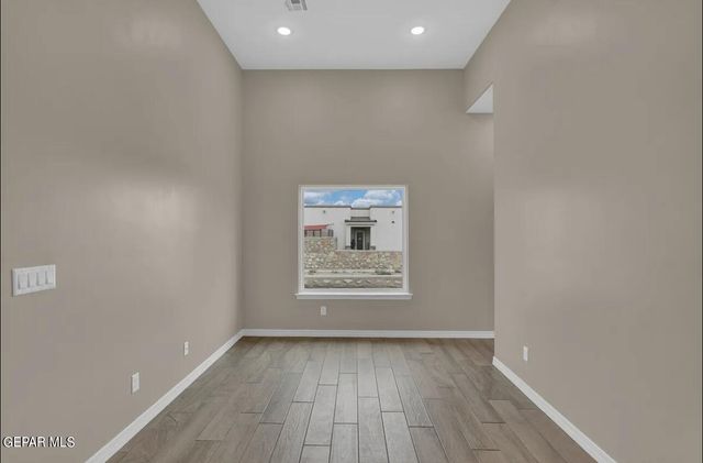 130 Loma Parda Trail, Sunland Park, NM 88063