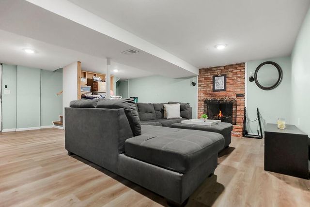 8513 Arlington Avenue, Raytown, MO 64133