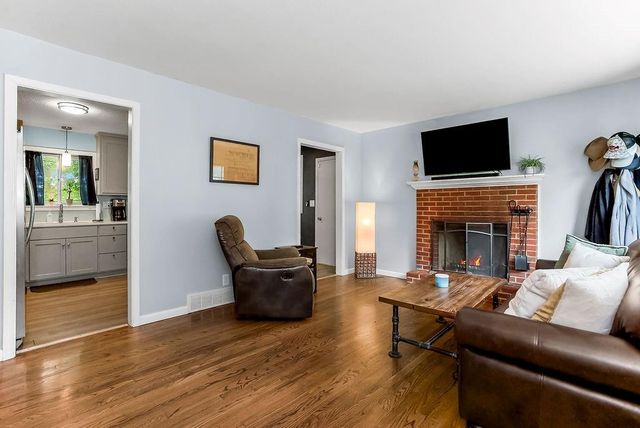 8513 Arlington Avenue, Raytown, MO 64133