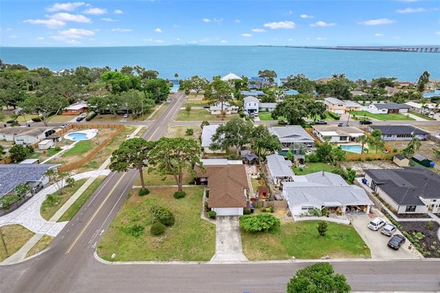 6801 PINELLAS POINT DRIVE S, St Petersburg, FL 33712