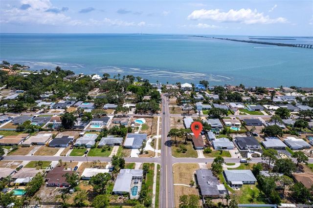 6801 PINELLAS POINT DRIVE S, St Petersburg, FL 33712