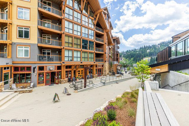 614 Telemark Rd, Sandpoint, ID 83864