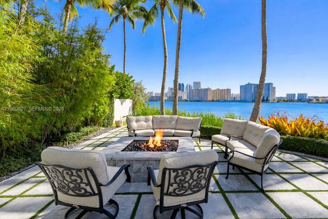 3914 Island Estates Dr, Aventura, FL 33160