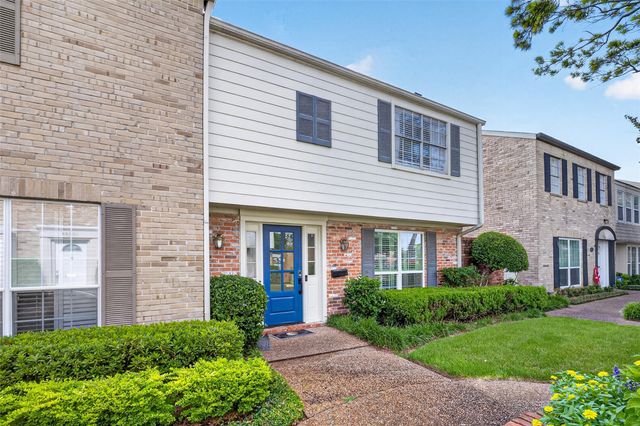 12618 Huntingwick Drive 100, Houston, TX 77024