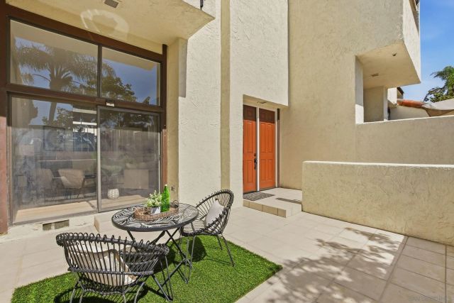 7382 Caminito Carlotta, San Diego, CA 92120