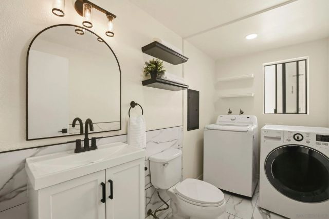 7382 Caminito Carlotta, San Diego, CA 92120