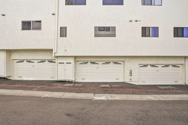 7382 Caminito Carlotta, San Diego, CA 92120
