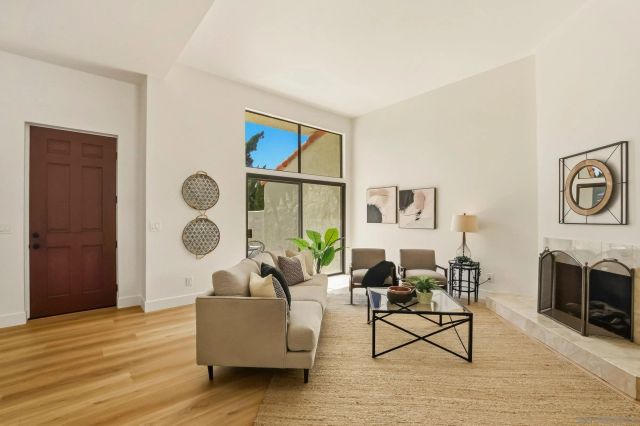 7382 Caminito Carlotta, San Diego, CA 92120