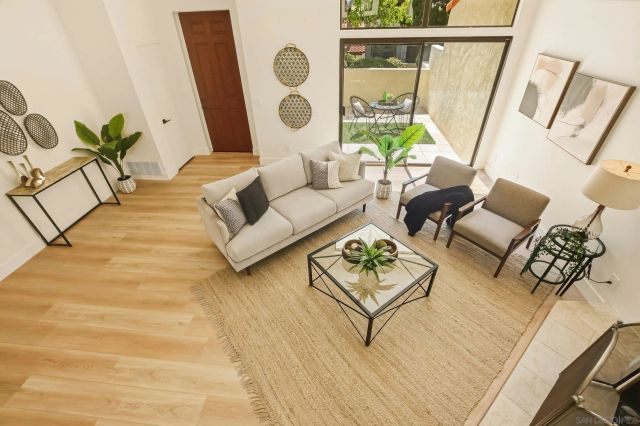 7382 Caminito Carlotta, San Diego, CA 92120