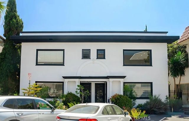 10 Esperanza Avenue 12, Long Beach, CA 90802