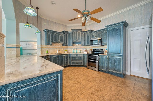 1273 QUEENS ISLAND Court, Jacksonville, FL 32225