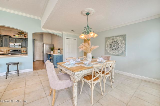 1273 QUEENS ISLAND Court, Jacksonville, FL 32225