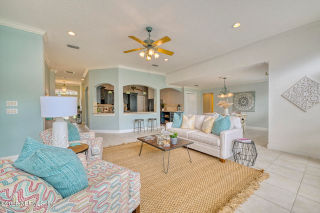 1273 QUEENS ISLAND Court, Jacksonville, FL 32225
