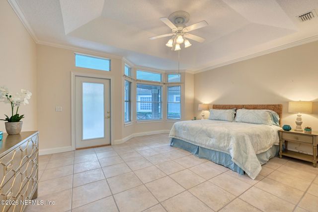 1273 QUEENS ISLAND Court, Jacksonville, FL 32225
