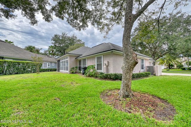 1273 QUEENS ISLAND Court, Jacksonville, FL 32225