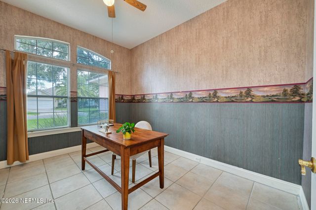 1273 QUEENS ISLAND Court, Jacksonville, FL 32225