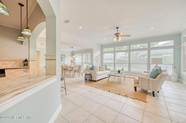 1273 QUEENS ISLAND Court, Jacksonville, FL 32225