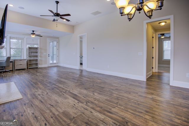 208 Silver Maple Court, Peachtree City, GA 30269