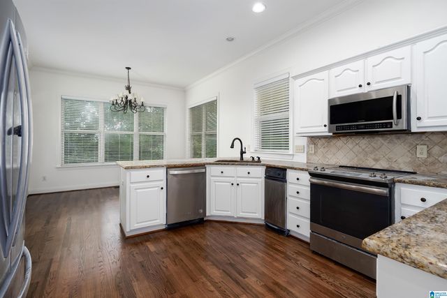 2000 SHADOW OAKS CIRCLE, Wilsonville, AL 35186