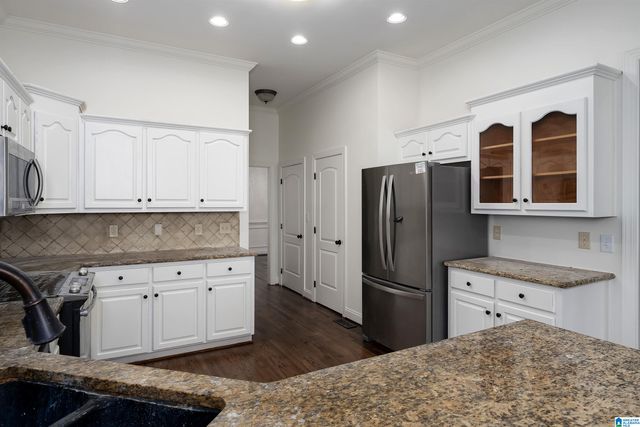2000 SHADOW OAKS CIRCLE, Wilsonville, AL 35186