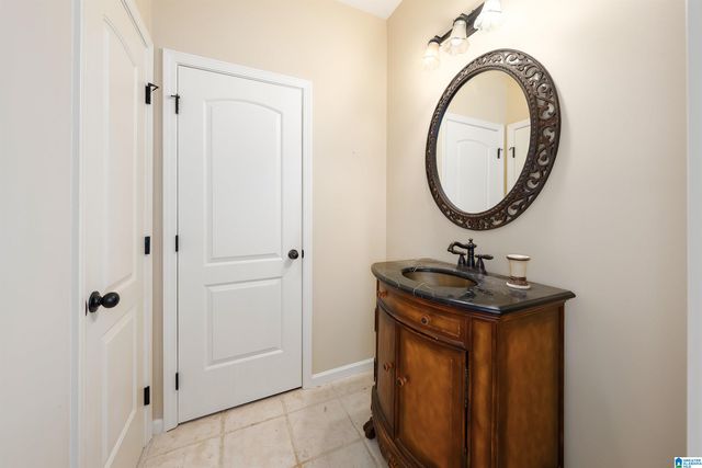 2000 SHADOW OAKS CIRCLE, Wilsonville, AL 35186
