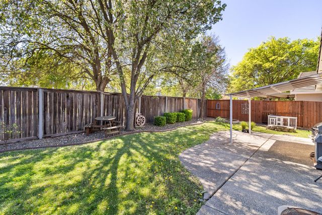 5336 Wadsworth Way, Sacramento, CA 95835