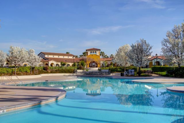 5336 Wadsworth Way, Sacramento, CA 95835