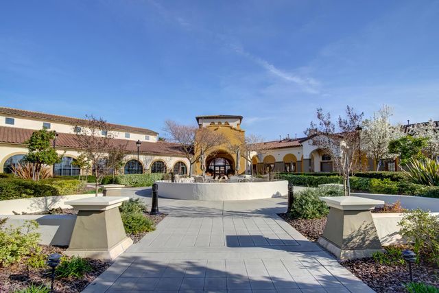 5336 Wadsworth Way, Sacramento, CA 95835