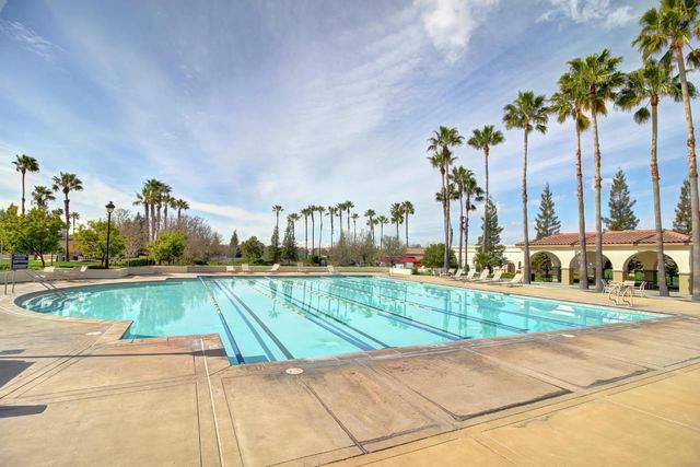 5336 Wadsworth Way, Sacramento, CA 95835