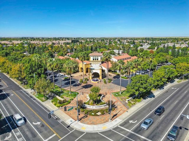 5336 Wadsworth Way, Sacramento, CA 95835