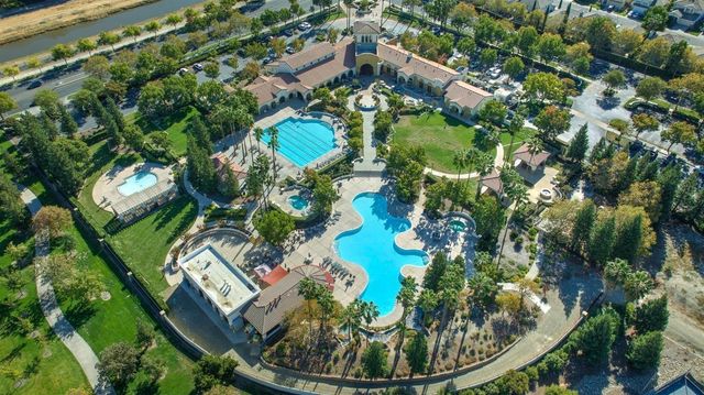 5336 Wadsworth Way, Sacramento, CA 95835