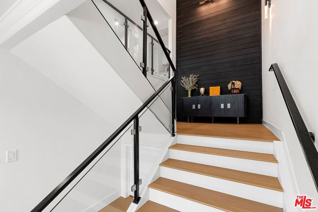 4491 Gayle Drive, Tarzana (los Angeles), CA 91356