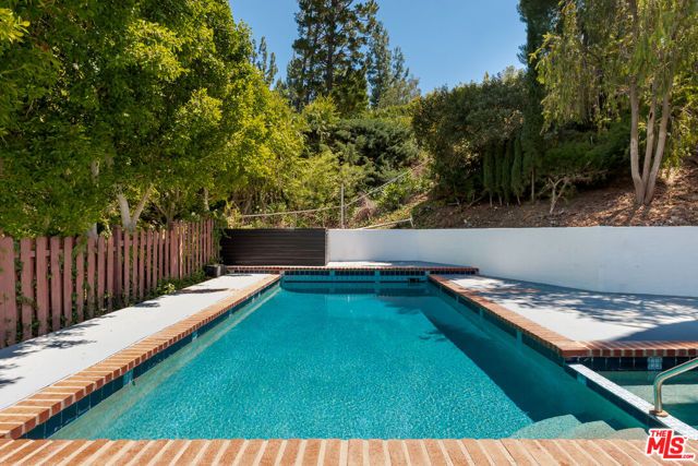 4491 Gayle Drive, Tarzana (los Angeles), CA 91356