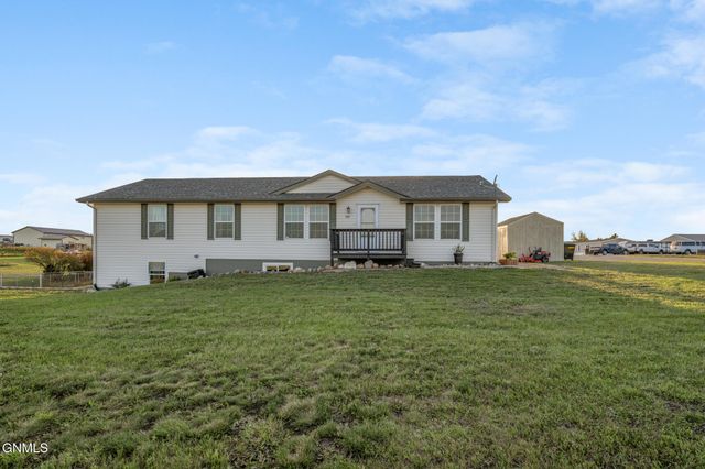 5451 138th Avenue NW, Williston, ND 58801 property photo